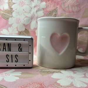 Envogue White Mug with Pink Accents